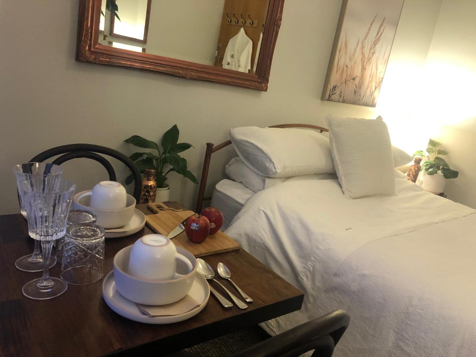 Lovely Budget Vegan Homestay Лонсестон Экстерьер фото